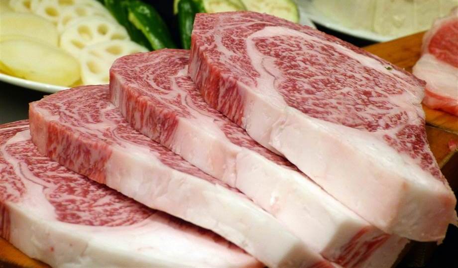 Symbolfoto zum Artikel: Fleisch vom Wagyu Rind: Warum ist Wagyu Fleisch so wertvoll?