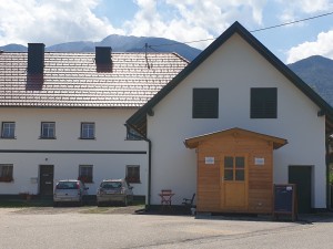 Biohof Tschaitschmann mit Pepi's Hofladen